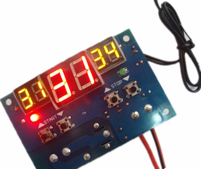 Control digital de temperatura XH W1401