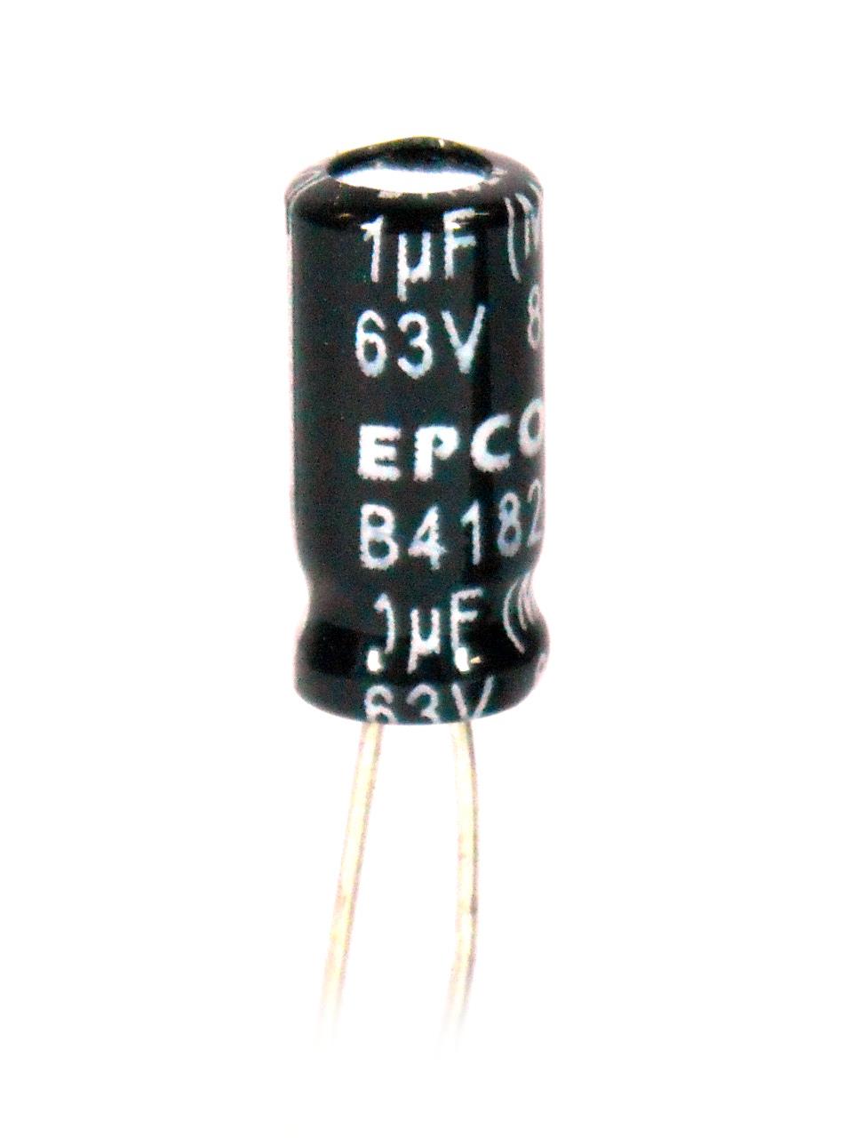 Capacitor Electrolítico 1uF @ 63V