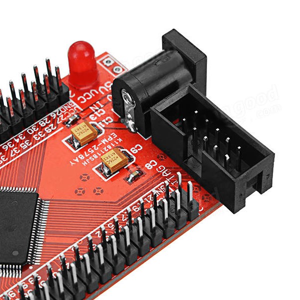 MAX II EPM240 CPLD - Imagen 3